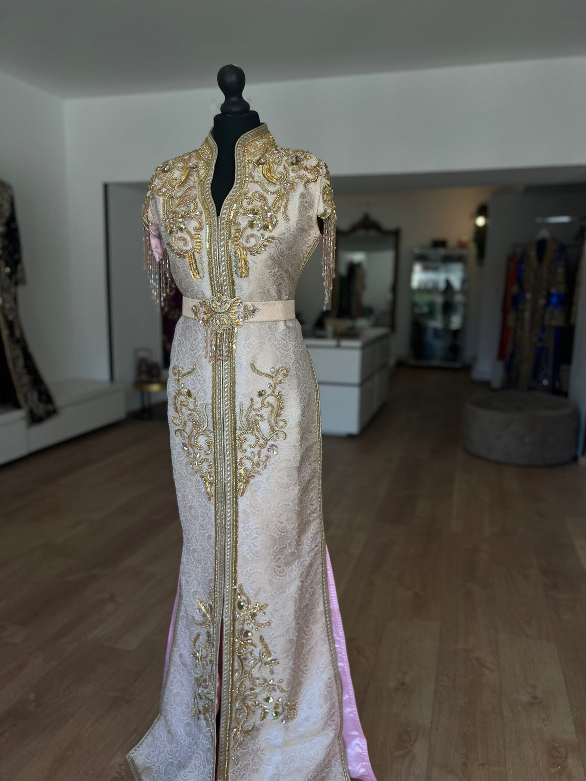Caftan brocade