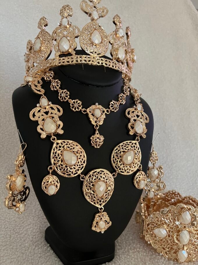 Parure 67 Blanche