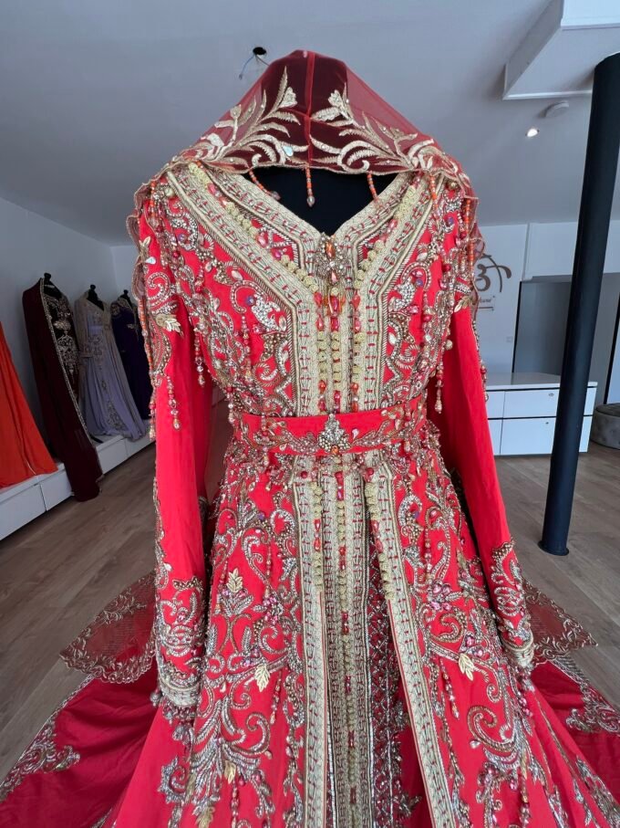 A Takchita Ziana taqulidi Corail