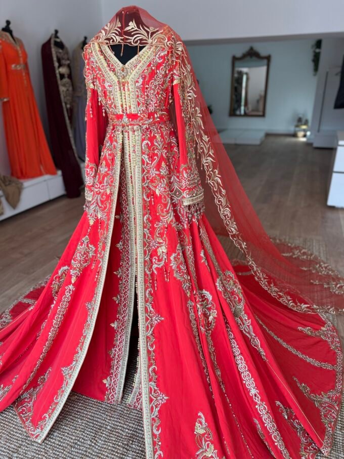 A Takchita Ziana taqulidi Corail
