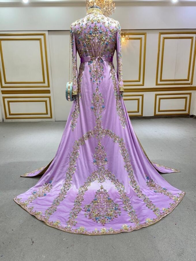Takchita Ziana taqulidi