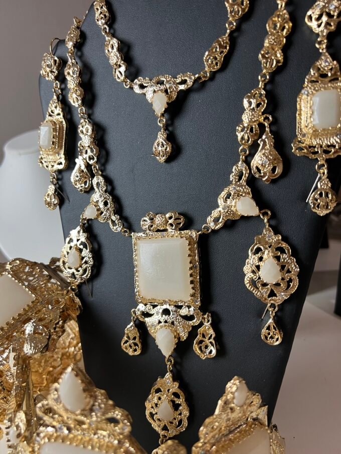 Aa Parure 111