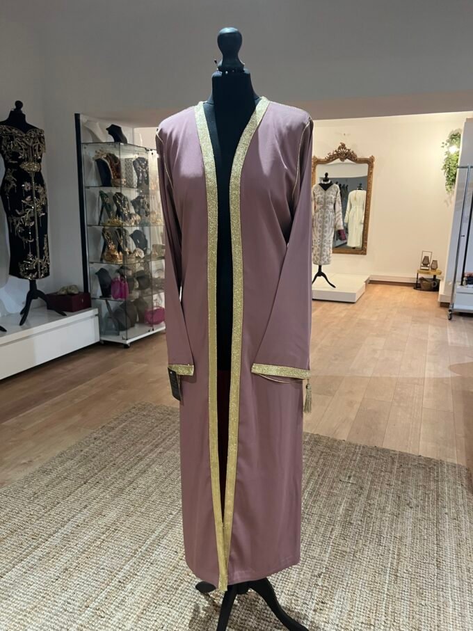 Kimono nude