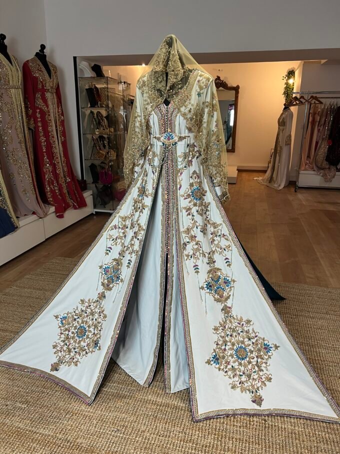 Takchita Ziana taqulidi Safa