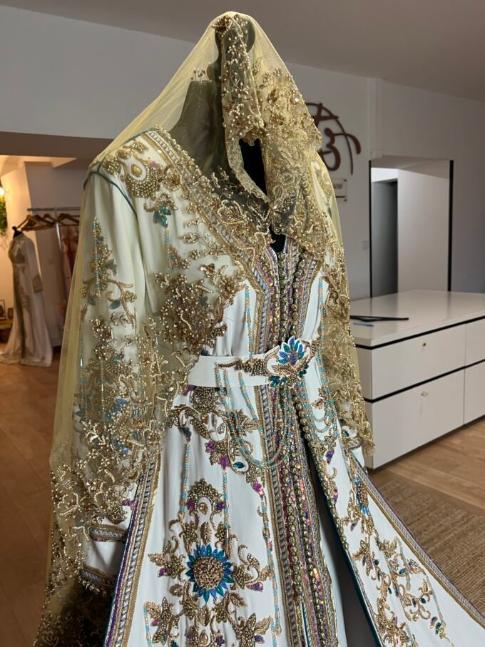 Takchita Ziana taqulidi Safa