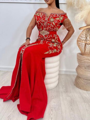 Caftan rouge neuf jamais porté