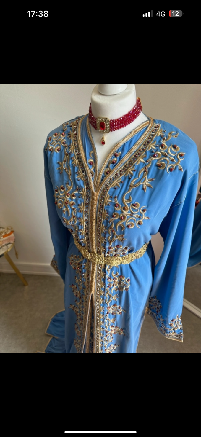 Takshita bleu