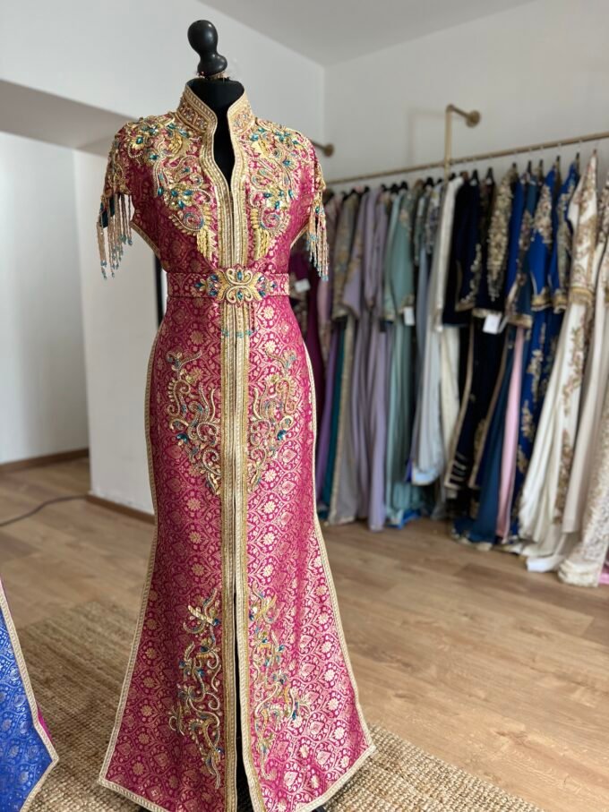 Caftan  brocade fushia