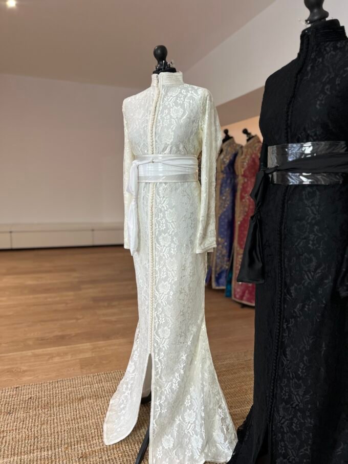 Caftan  dentelle blanc 1